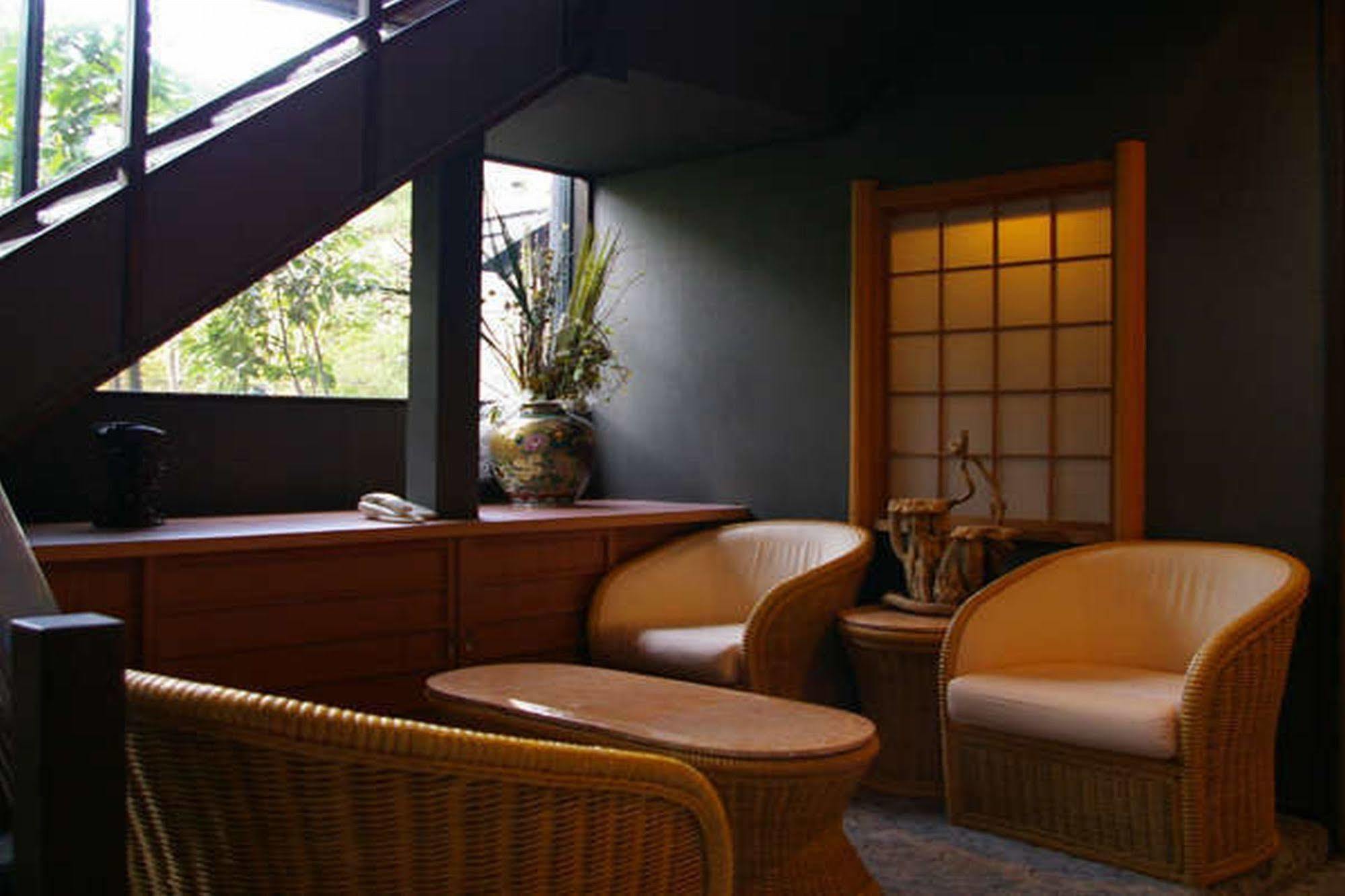 Yuraku Hotel Awara Экстерьер фото