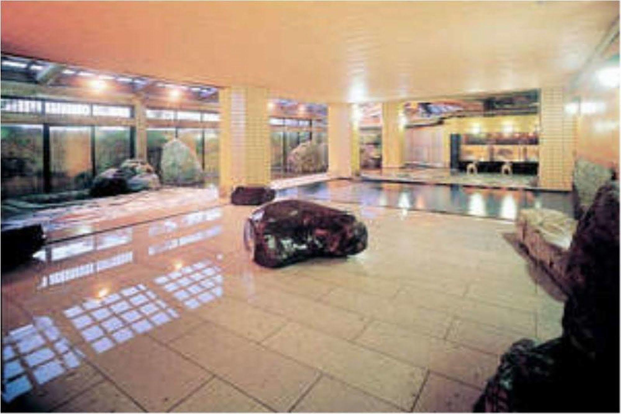 Yuraku Hotel Awara Экстерьер фото