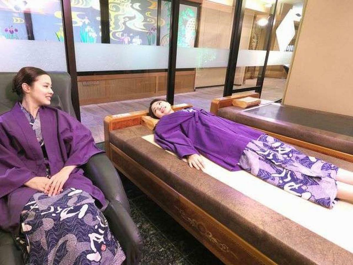 Yuraku Hotel Awara Экстерьер фото